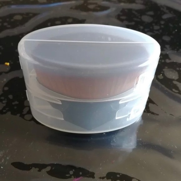 Amazing Foundation Brush - Picture 6 of 6